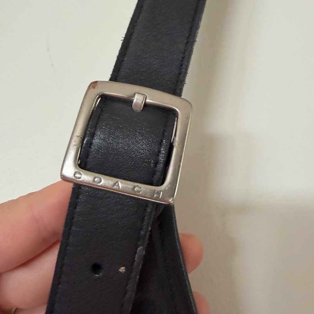 Vintage Coach Utility Hippie Bag 9404 in Black
Front flap silver hardwear - Picture 4 of 11